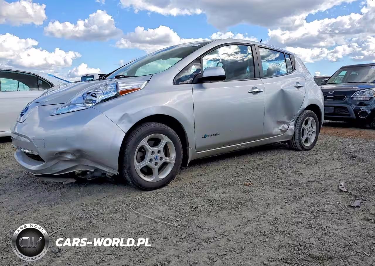 2014 Nissan Leaf Sv