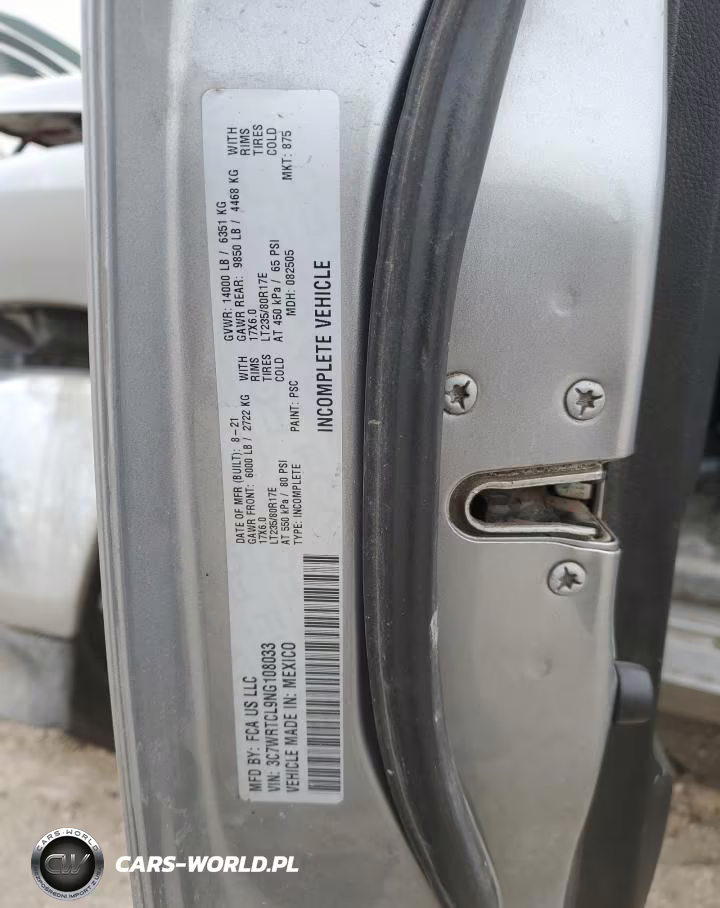 2022 Ram 3500 VIN:3C7WRTCL9NG108033 - 12