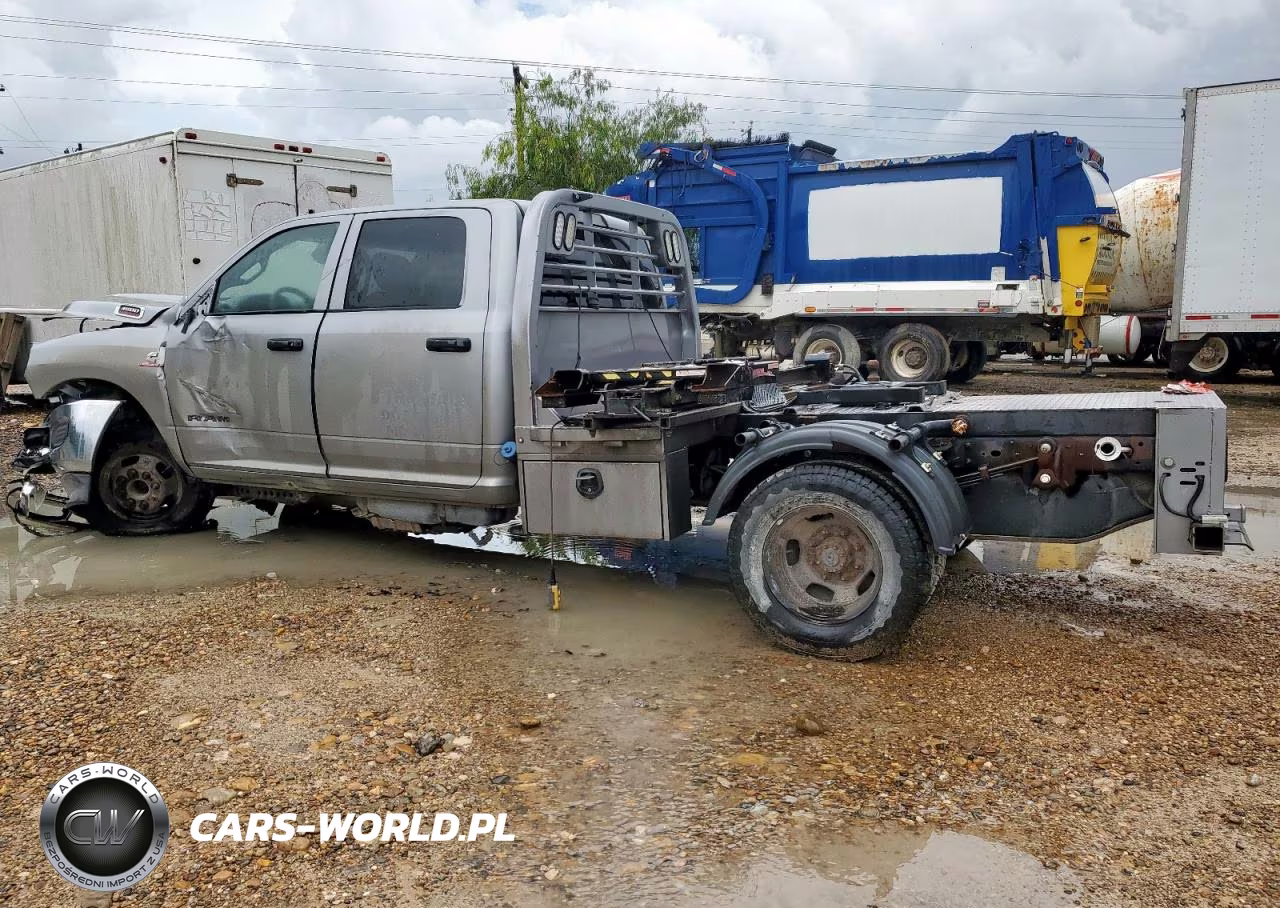 2022 Ram 3500 VIN:3C7WRTCL9NG108033 - 2