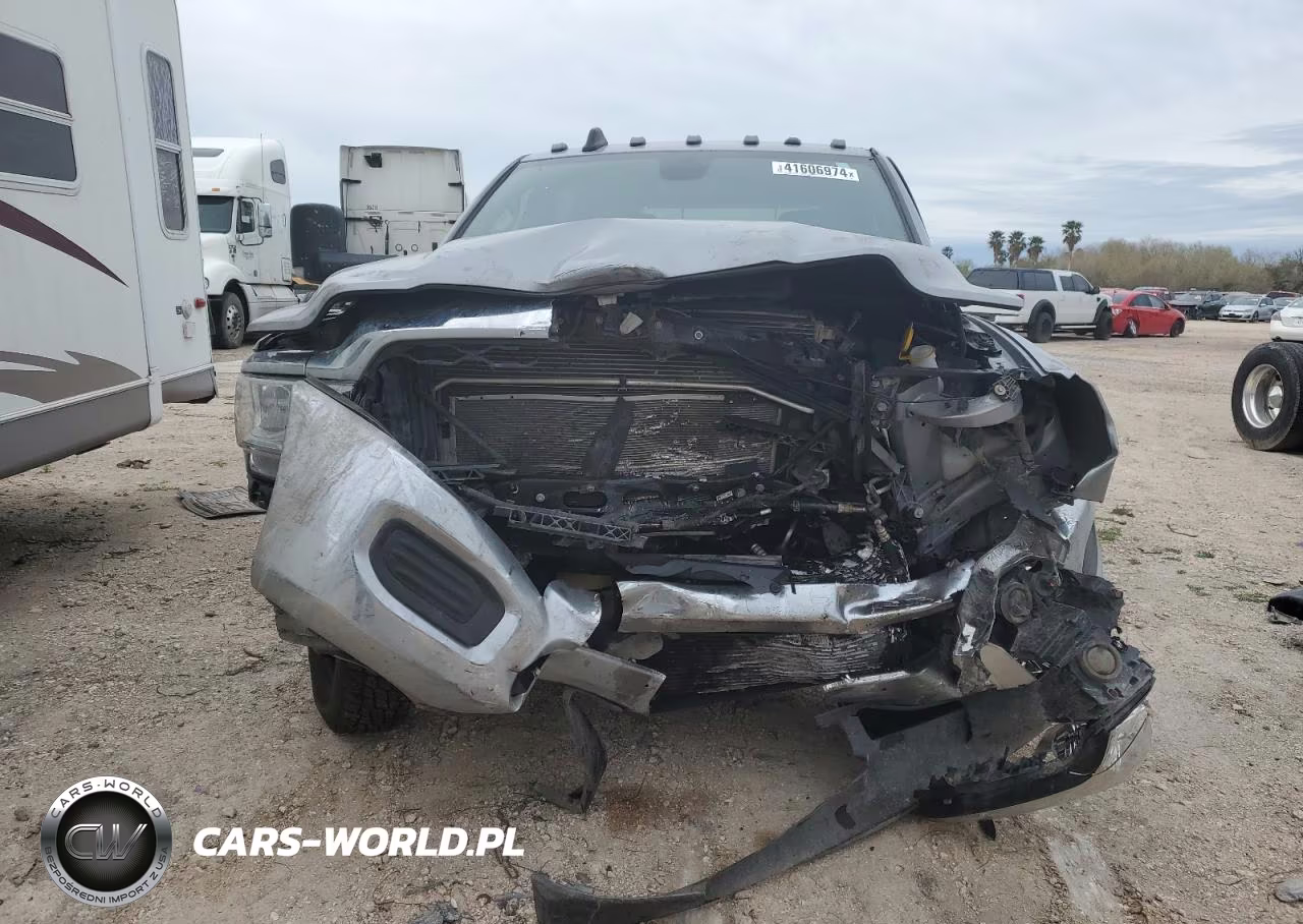 2022 Ram 3500 VIN:3C7WRTCL9NG108033 - 5