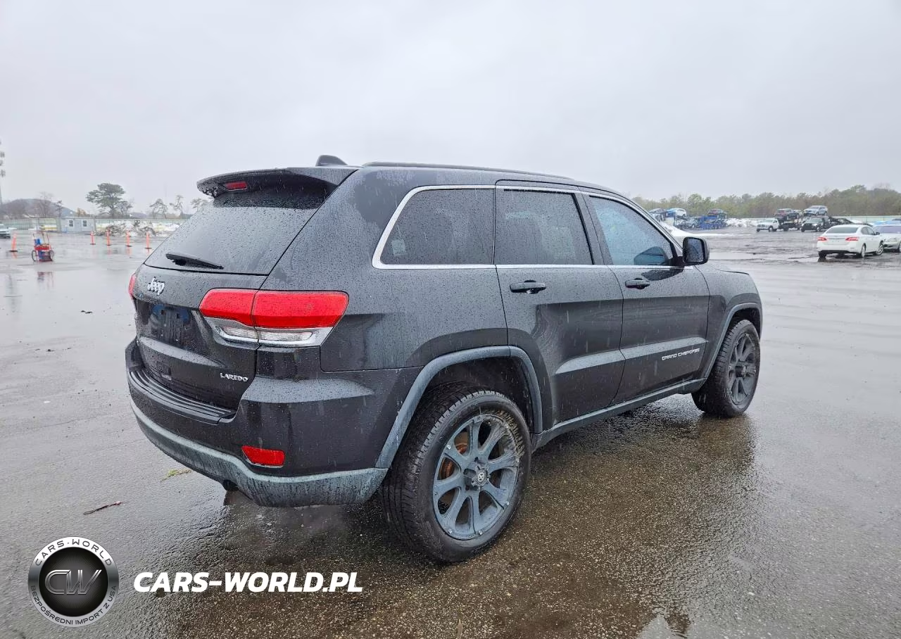 2014 Jeep Grand Cherokee Laredo VIN:1C4RJFAG0EC384872 - 3