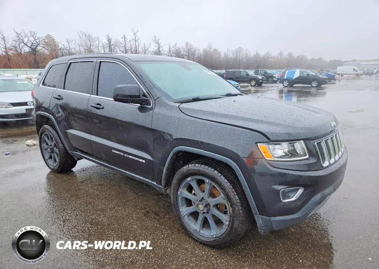 2014 Jeep Grand Cherokee Laredo VIN:1C4RJFAG0EC384872 - 4