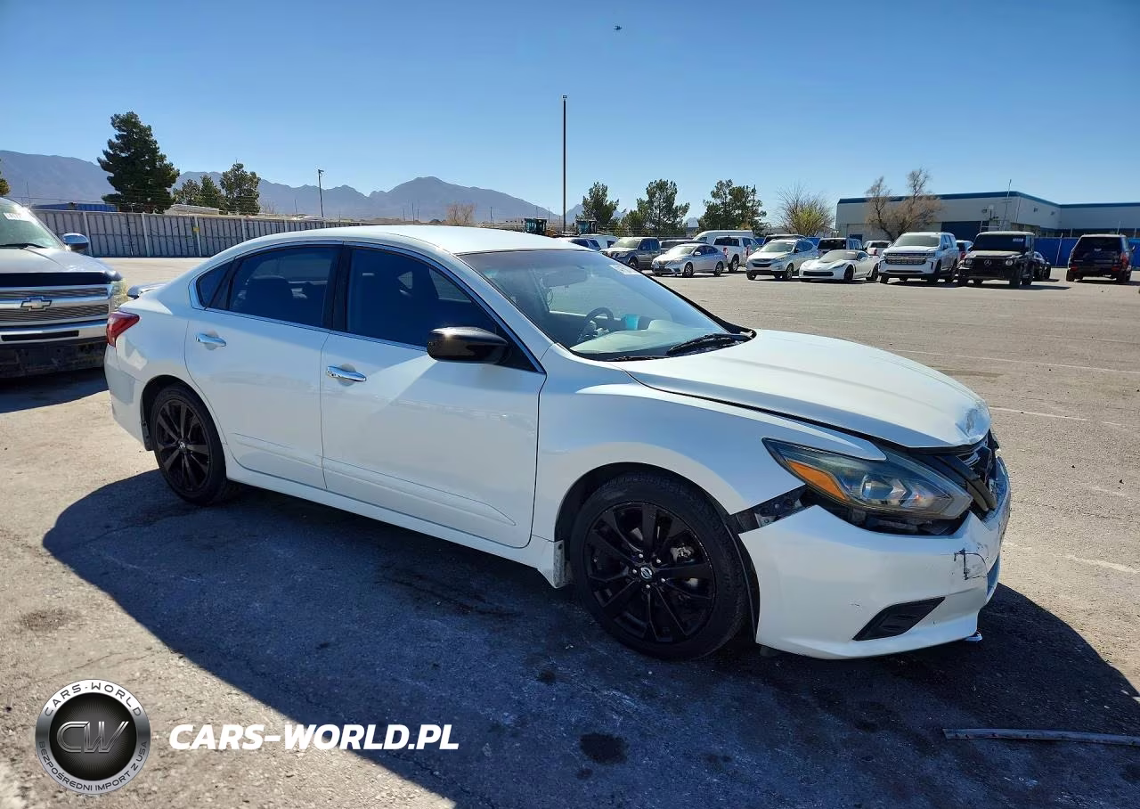 2018 Nissan Altima 2.5 Sr VIN:1N4AL3AP5JC180963 - 4