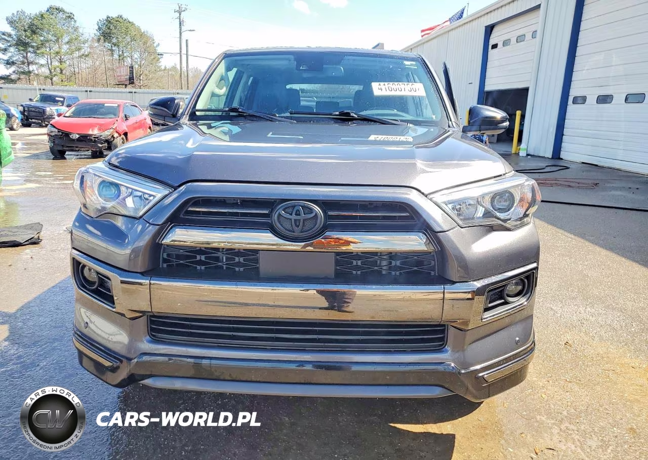 2021 Toyota 4Runner Nightshade Edition VIN:JTEJU5JR6M5930749 - 5