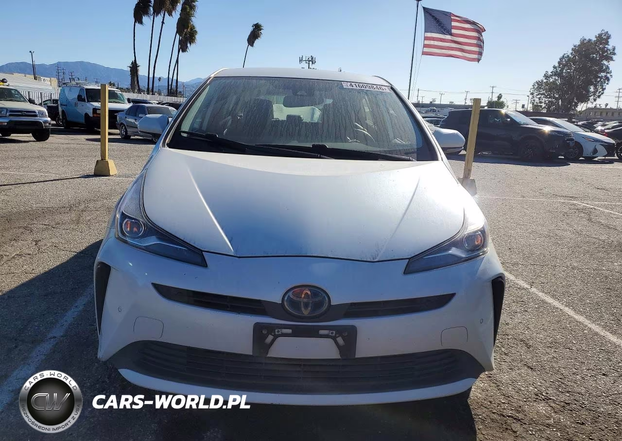 2021 Toyota Prius Xle VIN:JTDKAMFUXM3146708 - 5