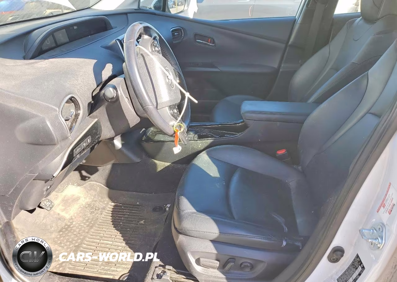 2021 Toyota Prius Xle VIN:JTDKAMFUXM3146708 - 7