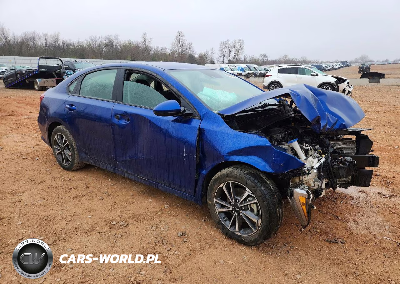 2024 Kia Forte Lxs VIN:3KPF24AD2RE717601 - 4