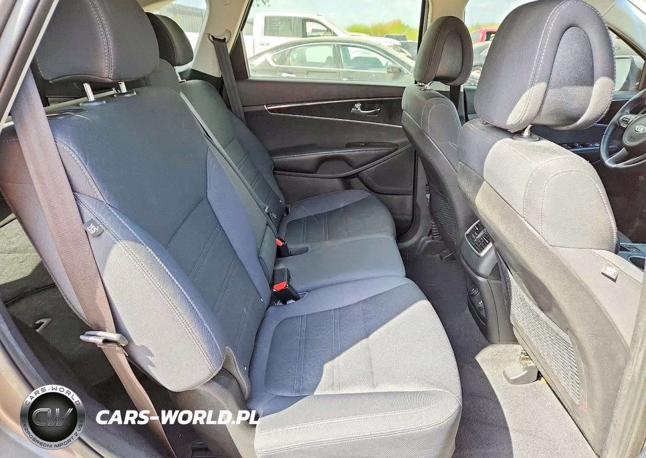 2016 Kia Sorento Lx VIN:5XYPG4A36GG075994 - 11