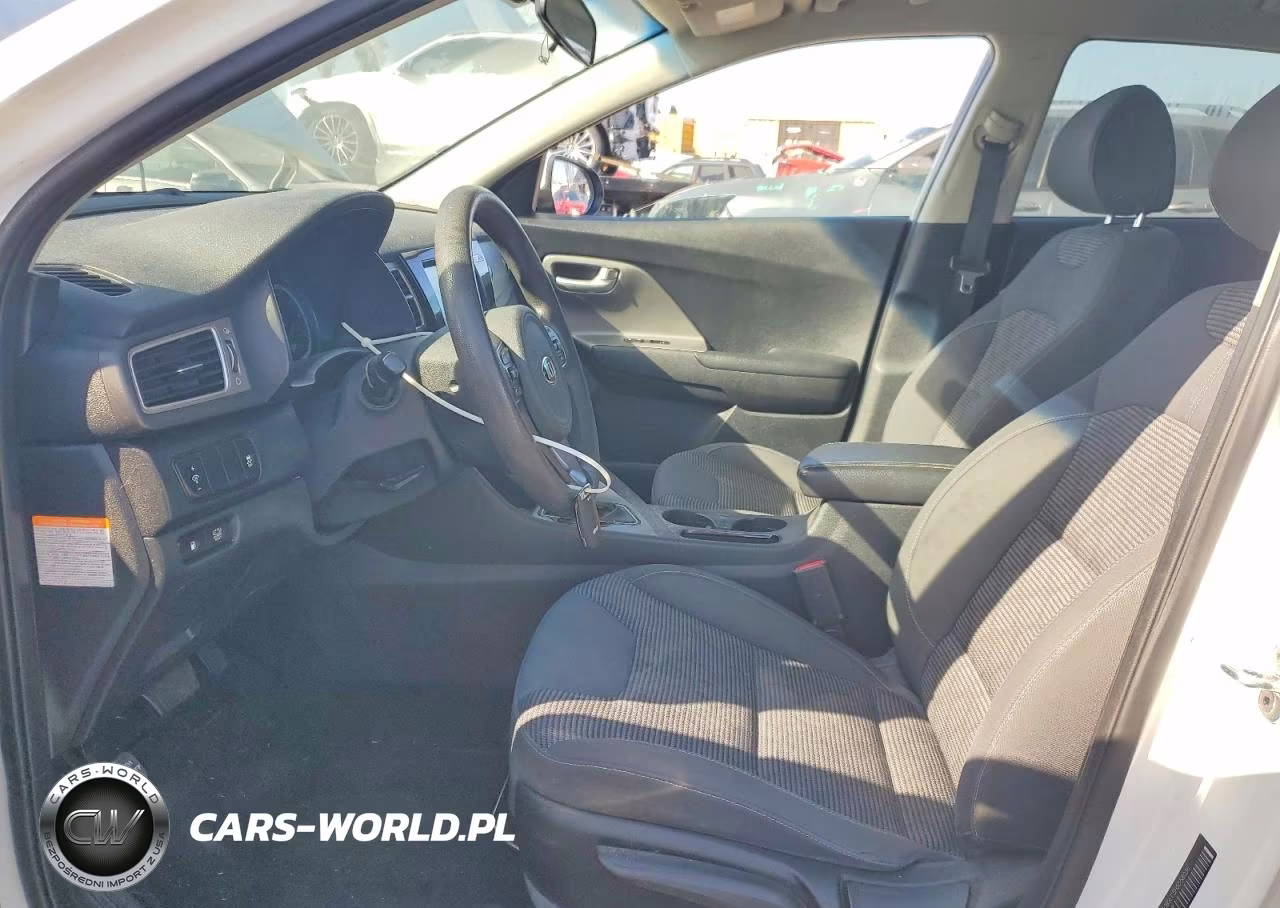 2017 Kia Niro Lx VIN:KNDCB3LC5H5058036 - 7