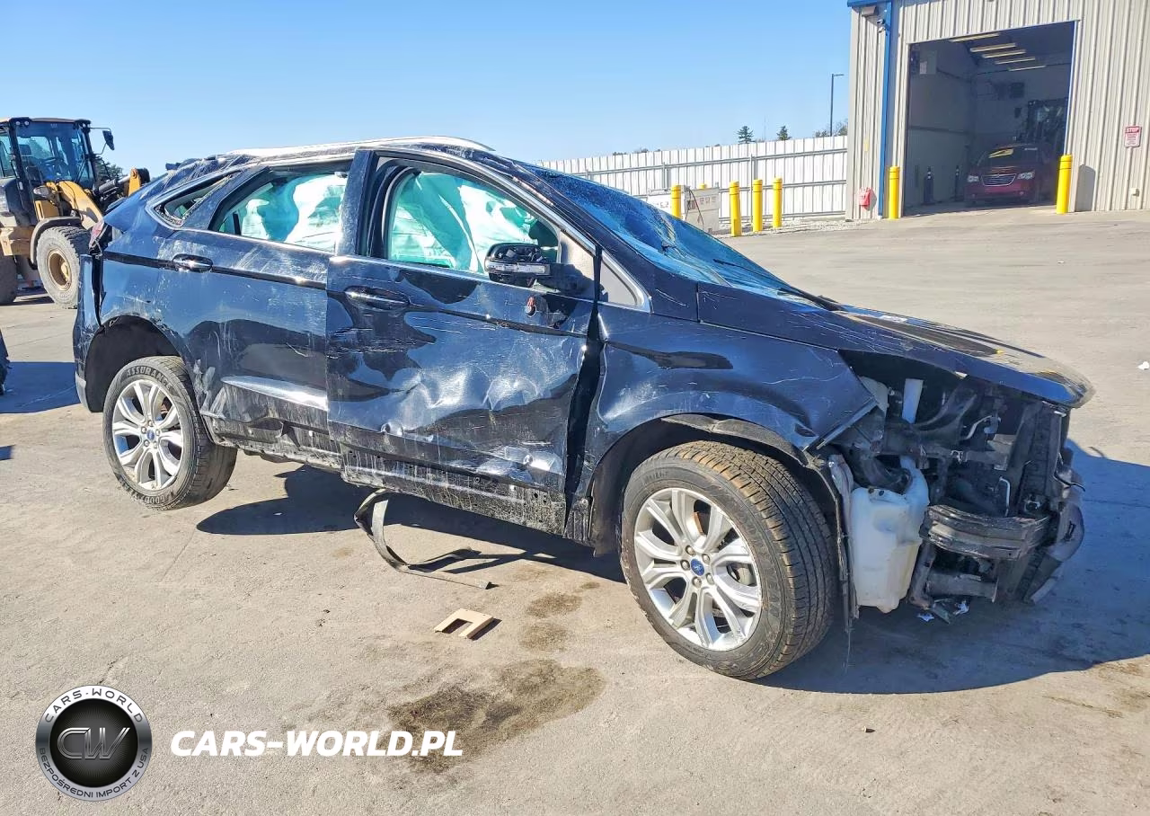 2020 Ford Edge Titanium VIN:2FMPK3K94LBB38306 - 4