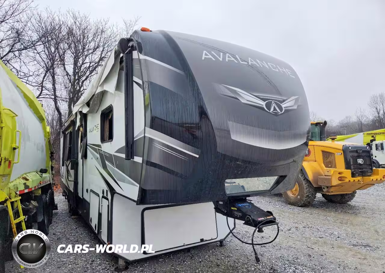 2021 Keystone Avalanche Camper