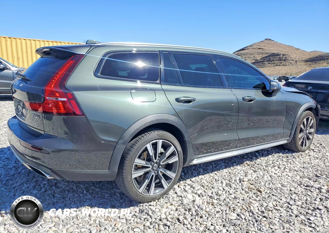 2022 Volvo V60 Cross Country T5 Momentum VIN:YV4102WK7N2092595 - 3