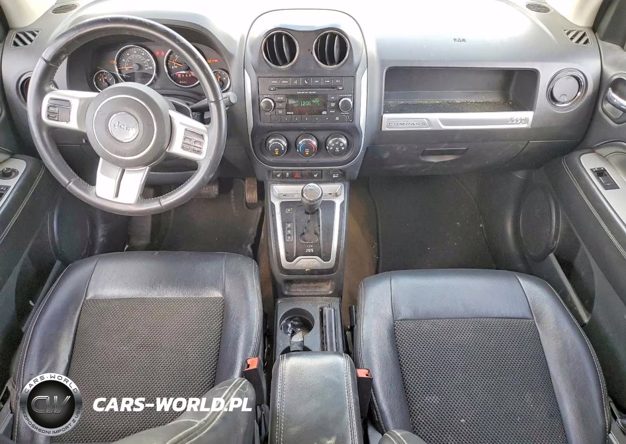 2016 Jeep Compass Latitude VIN:1C4NJCEA5GD715221 - 8