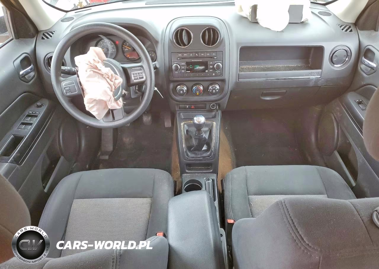 2014 Jeep Patriot Sport VIN:1C4NJRBB3ED845754 - 8