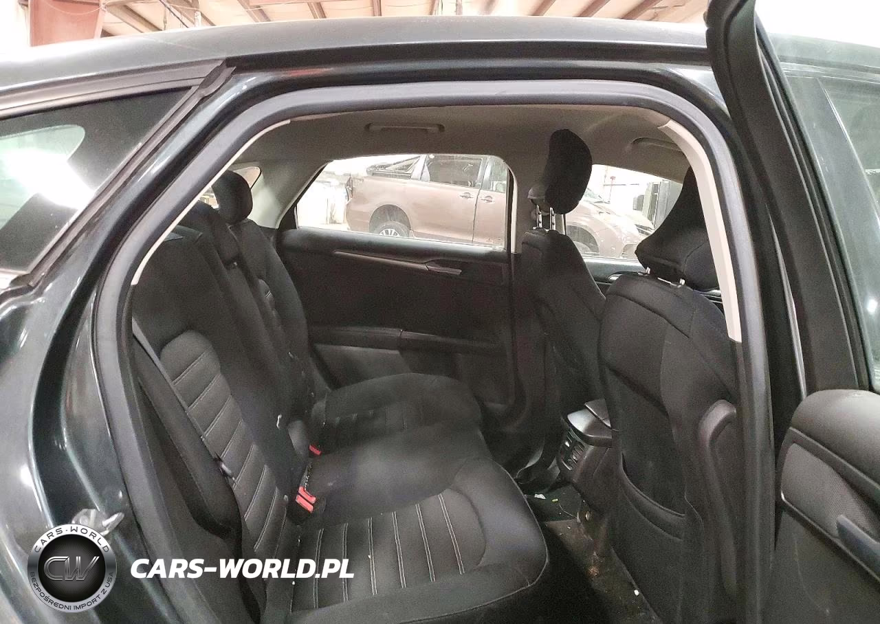 2015 Ford Fusion Se VIN:3FA6P0H7XFR274554 - 10