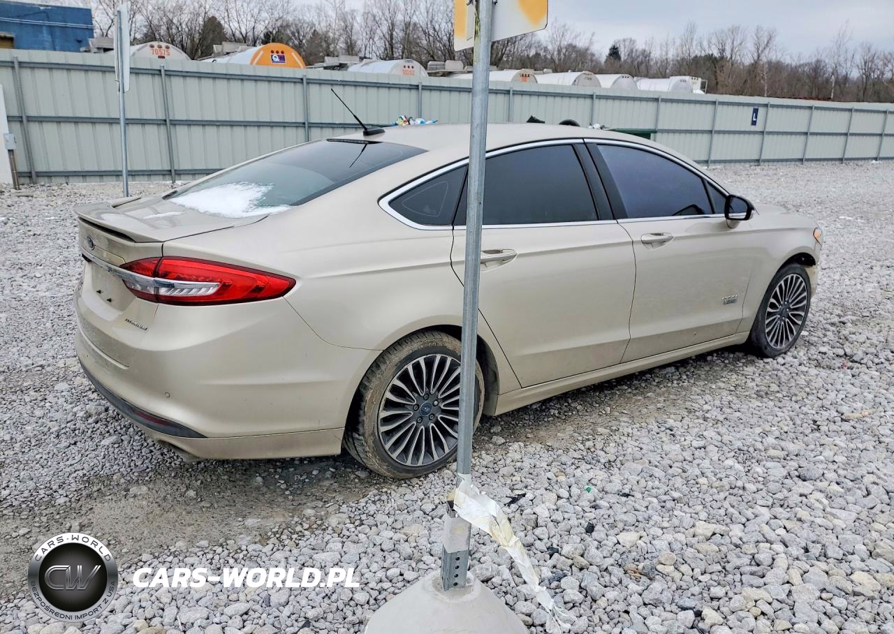 2018 Ford Fusion Titanium VIN:3FA6P0SU0JR108874 - 3