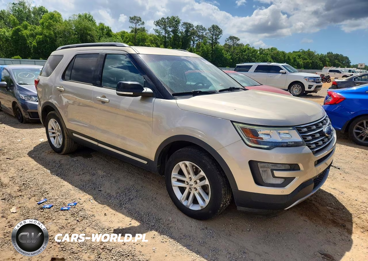 2017 Ford Explorer Xlt VIN:1FM5K7DH3HGD00011 - 4