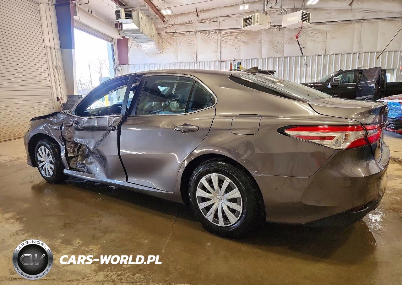 2020 Toyota Camry Hybrid Le VIN:4T1C31AK4LU532855 - 2