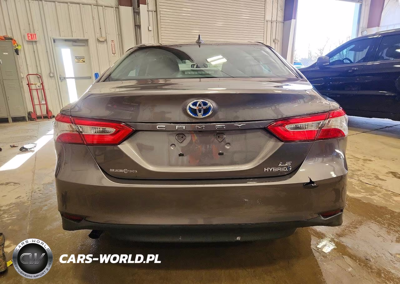 2020 Toyota Camry Hybrid Le VIN:4T1C31AK4LU532855 - 6