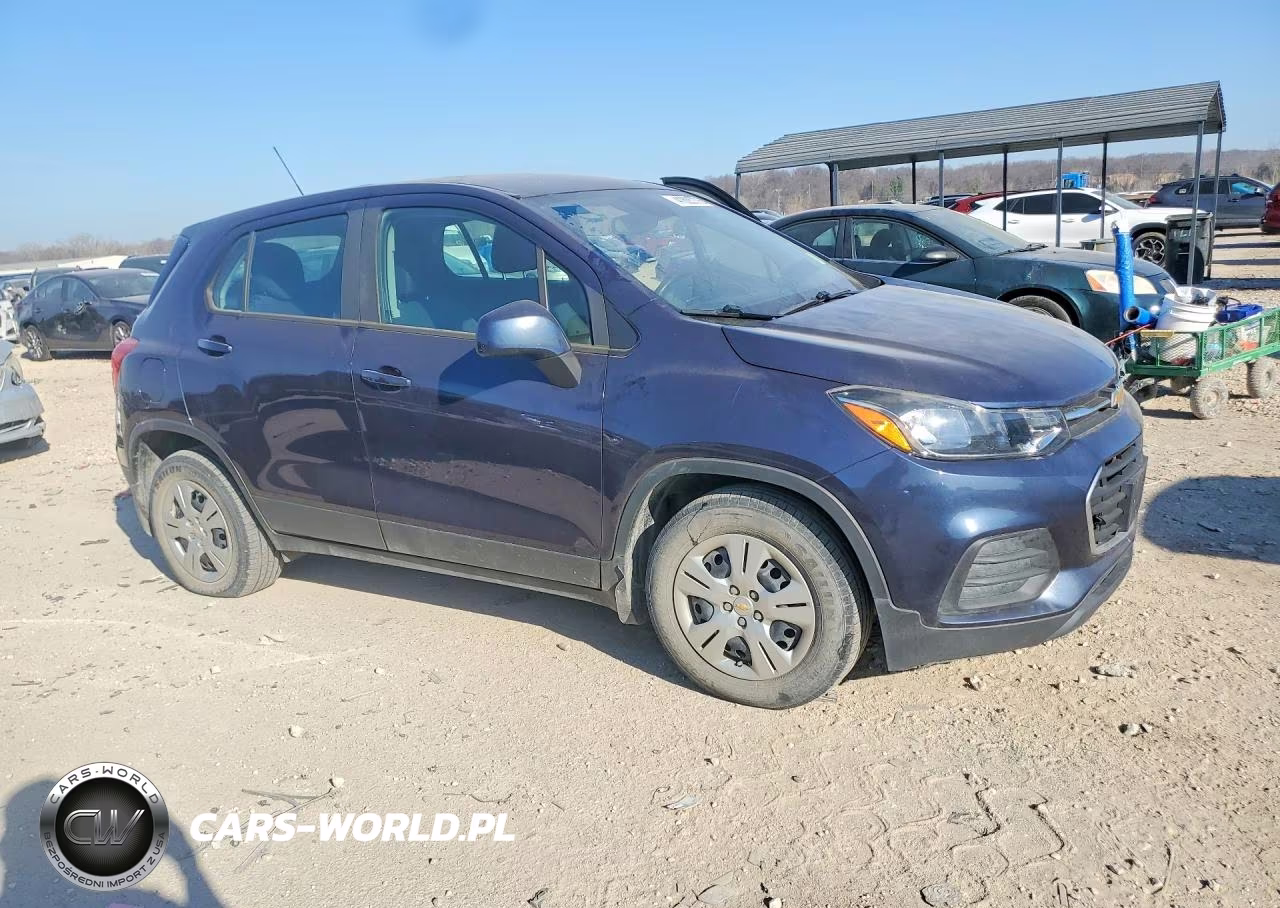 2019 Chevrolet Trax Ls VIN:3GNCJKSBXKL166379 - 4