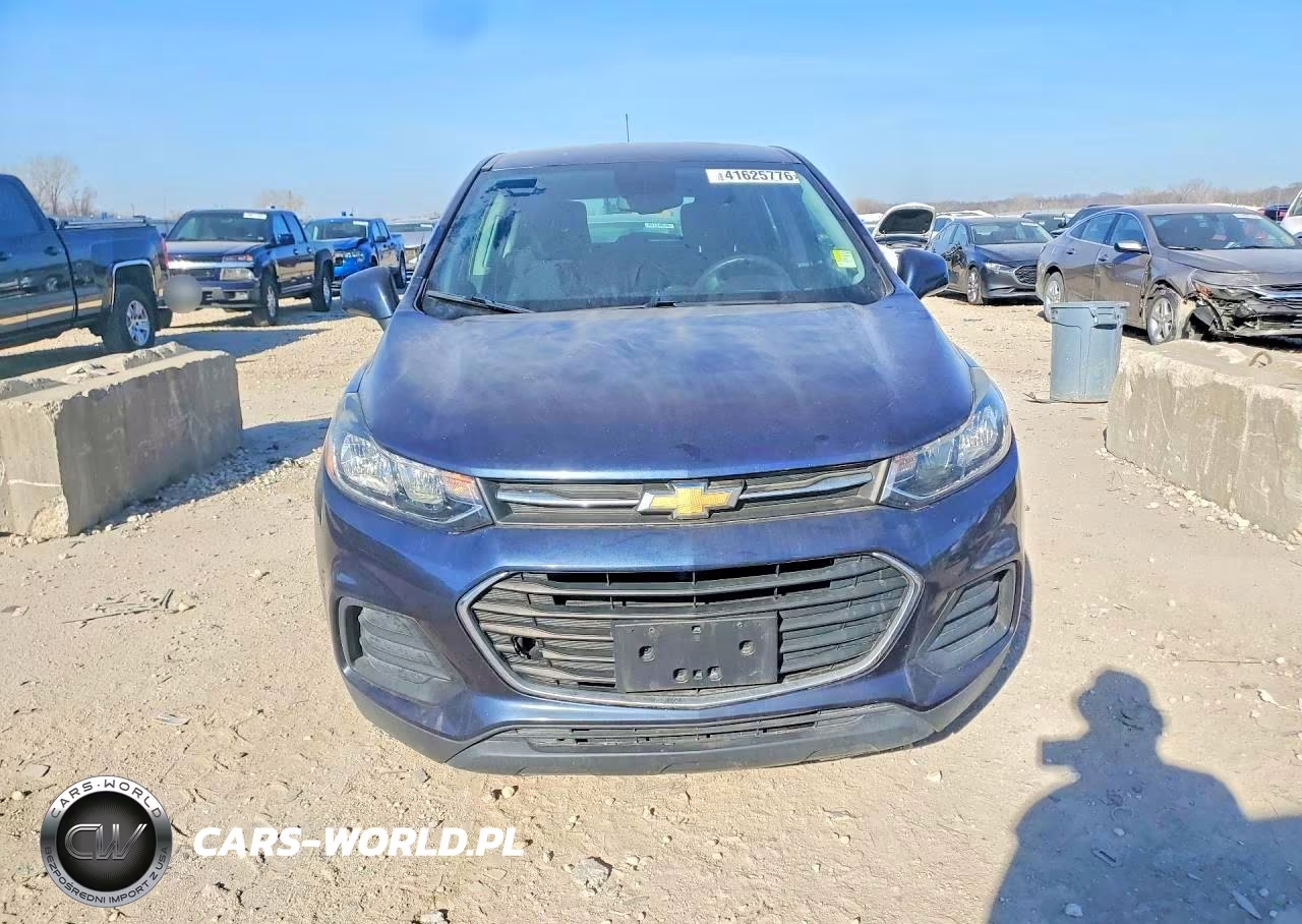 2019 Chevrolet Trax Ls VIN:3GNCJKSBXKL166379 - 5