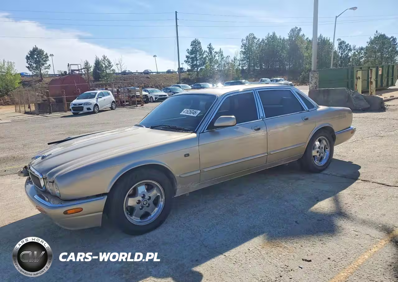 2003 Jaguar Xj8