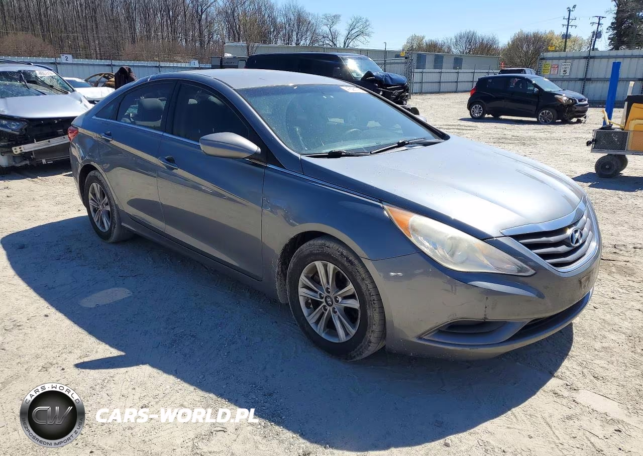2012 Hyundai Sonata Gls VIN:5NPEB4AC7CH403108 - 4
