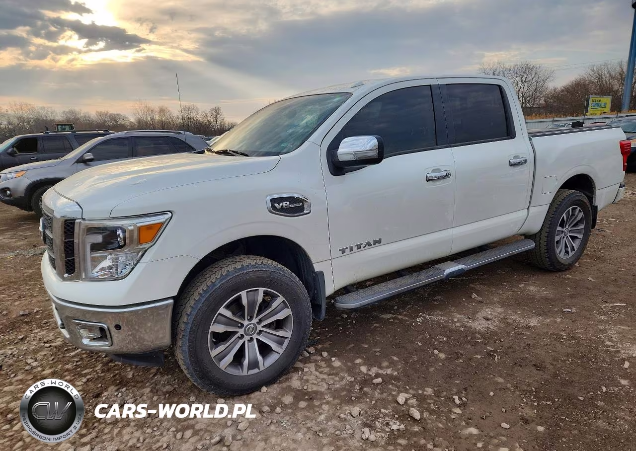 2017 Nissan Titan Sl