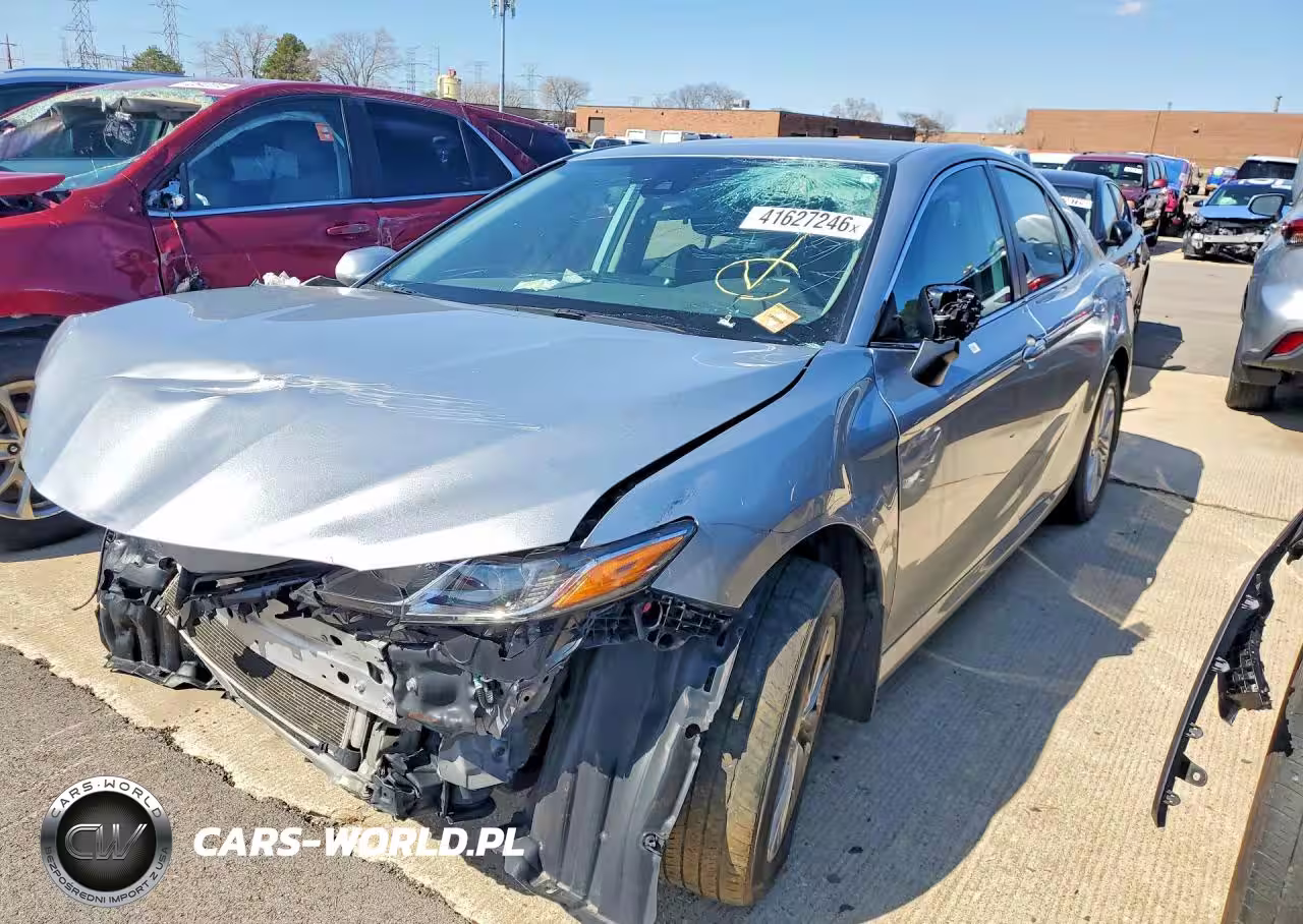 2023 Toyota Camry Le