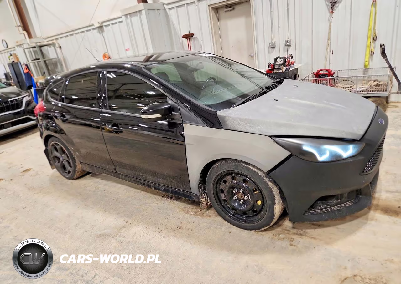 2017 Ford Focus St VIN:1FADP3L91HL306777 - 4