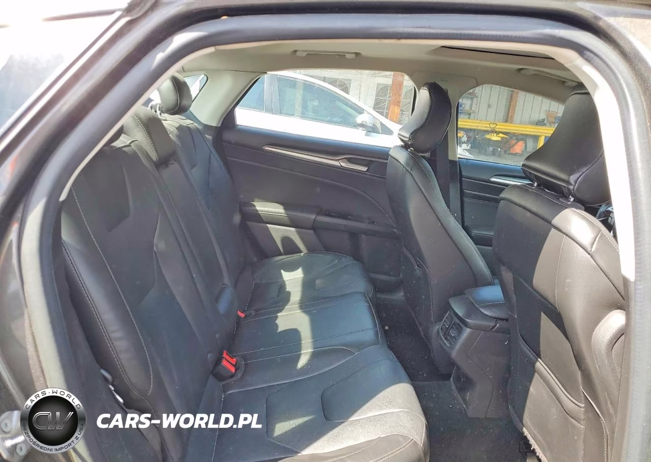 2016 Ford Fusion Titanium VIN:3FA6P0K90GR118955 - 10