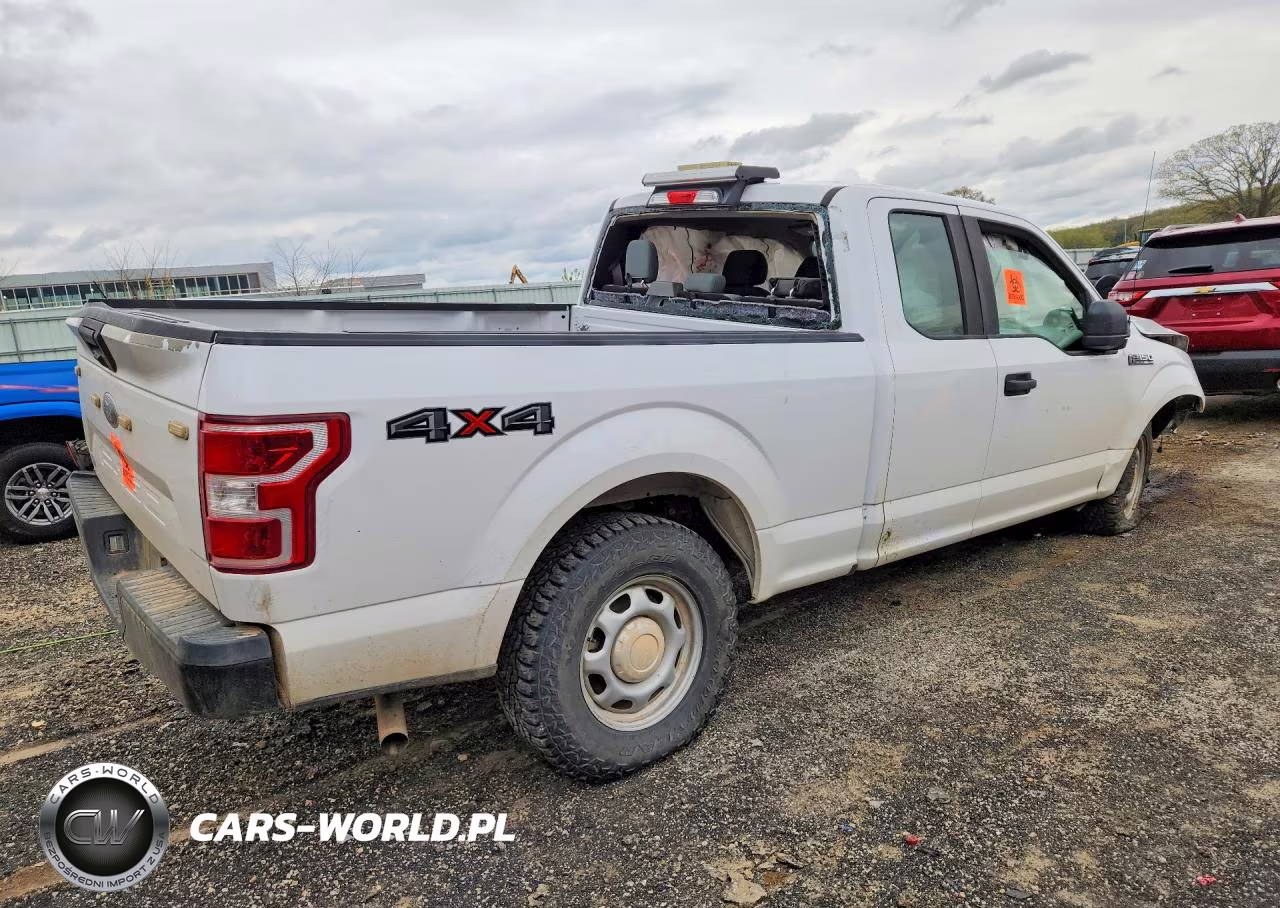 2018 Ford F150 Super Cab VIN:1FTEX1EB6JKC35574 - 3