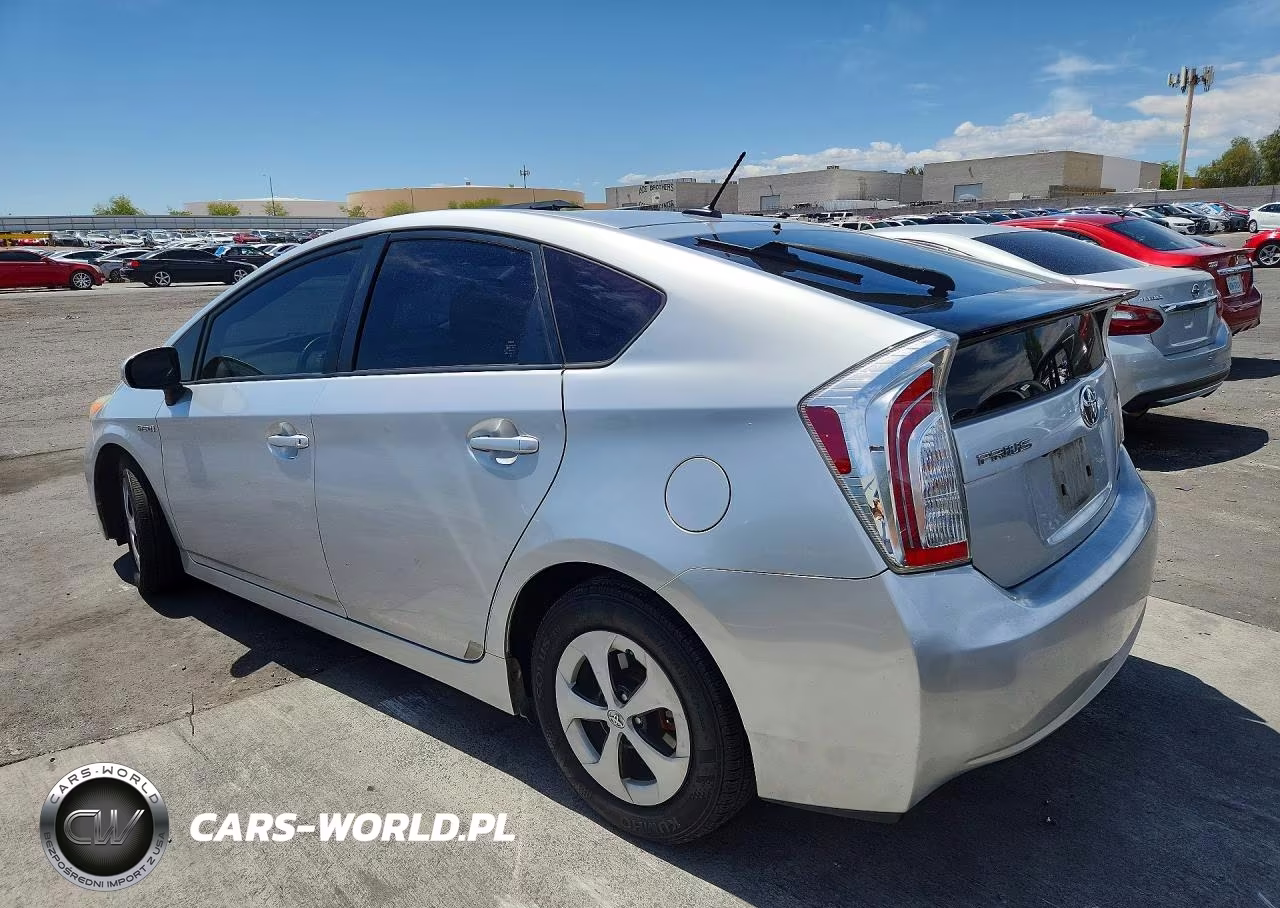 2012 Toyota Prius Four VIN:JTDKN3DU4C5488756 - 2