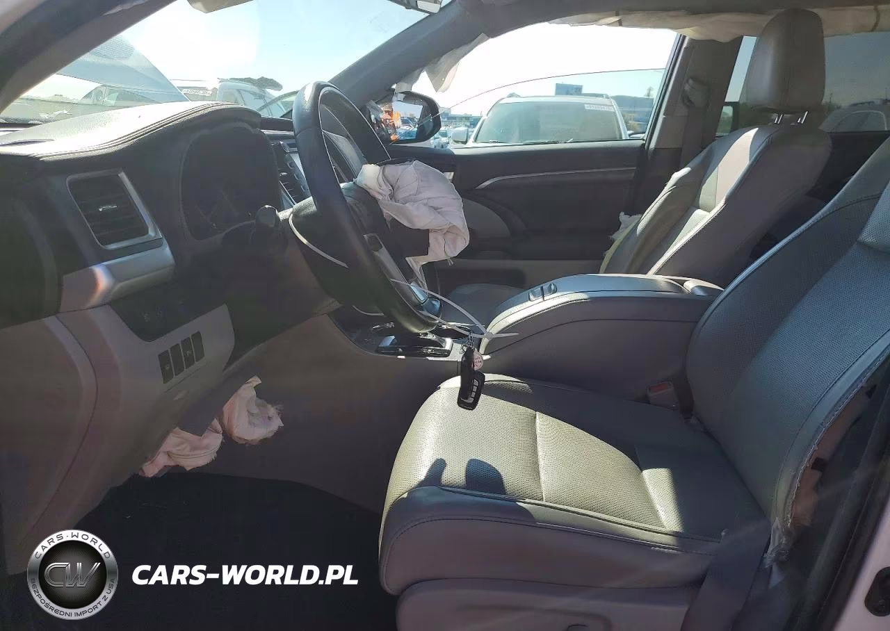 2018 Toyota Highlander Limited VIN:5TDDZRFH1JS871240 - 7