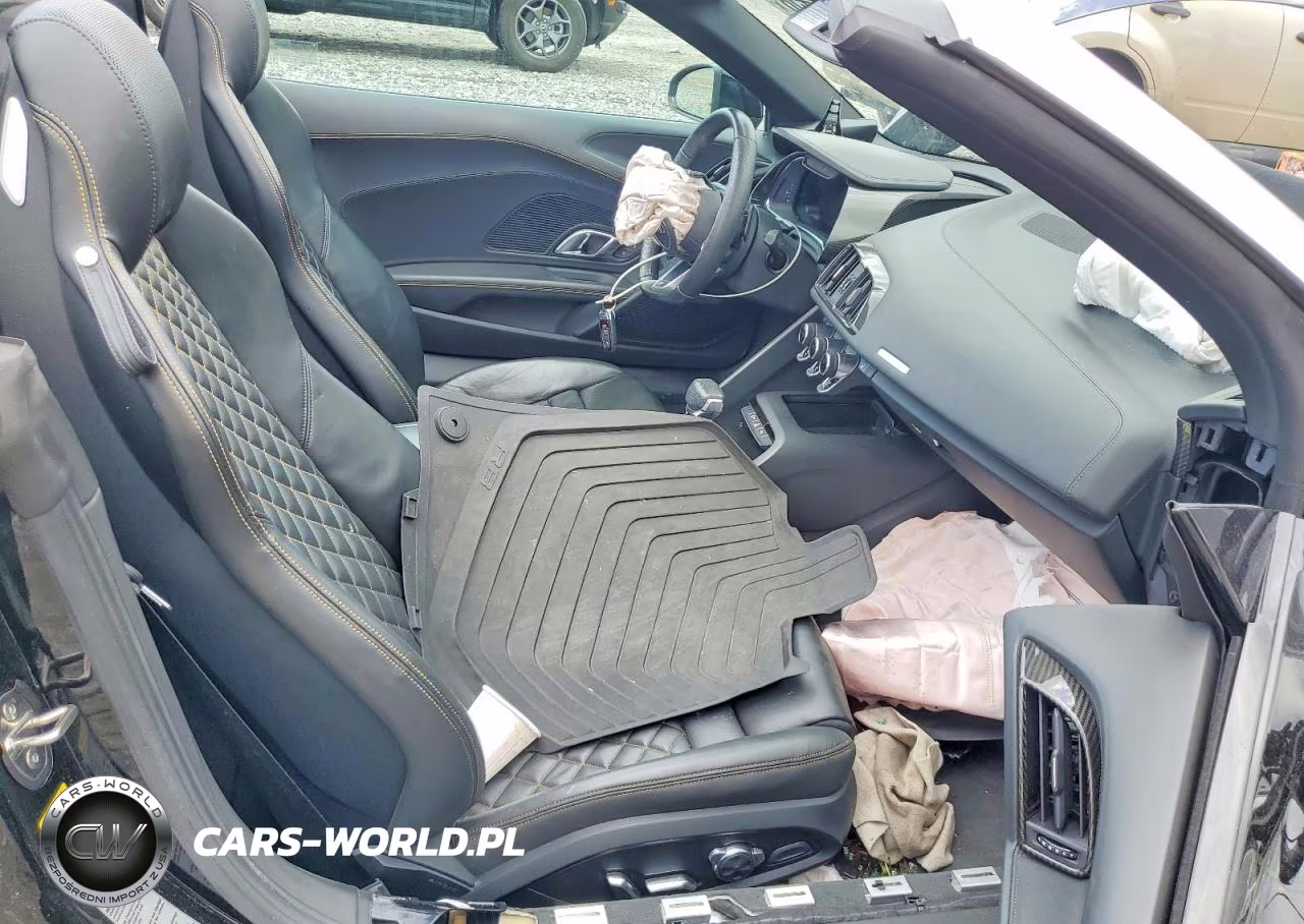 2021 Audi R8 VIN:WUABACFX9M7901086 - 10