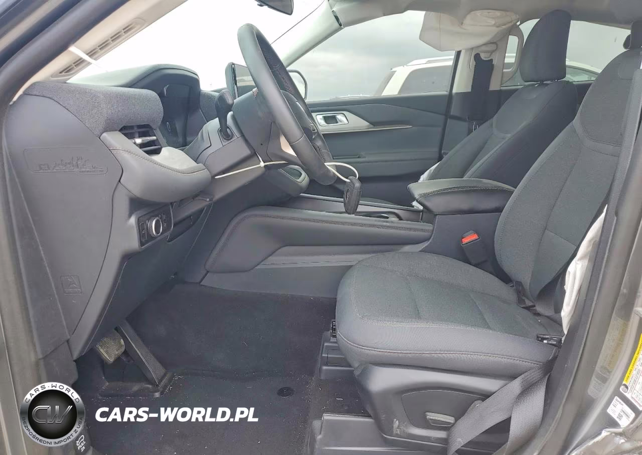 2025 Ford Explorer Active VIN:1FMUK7DH9SGC86649 - 7