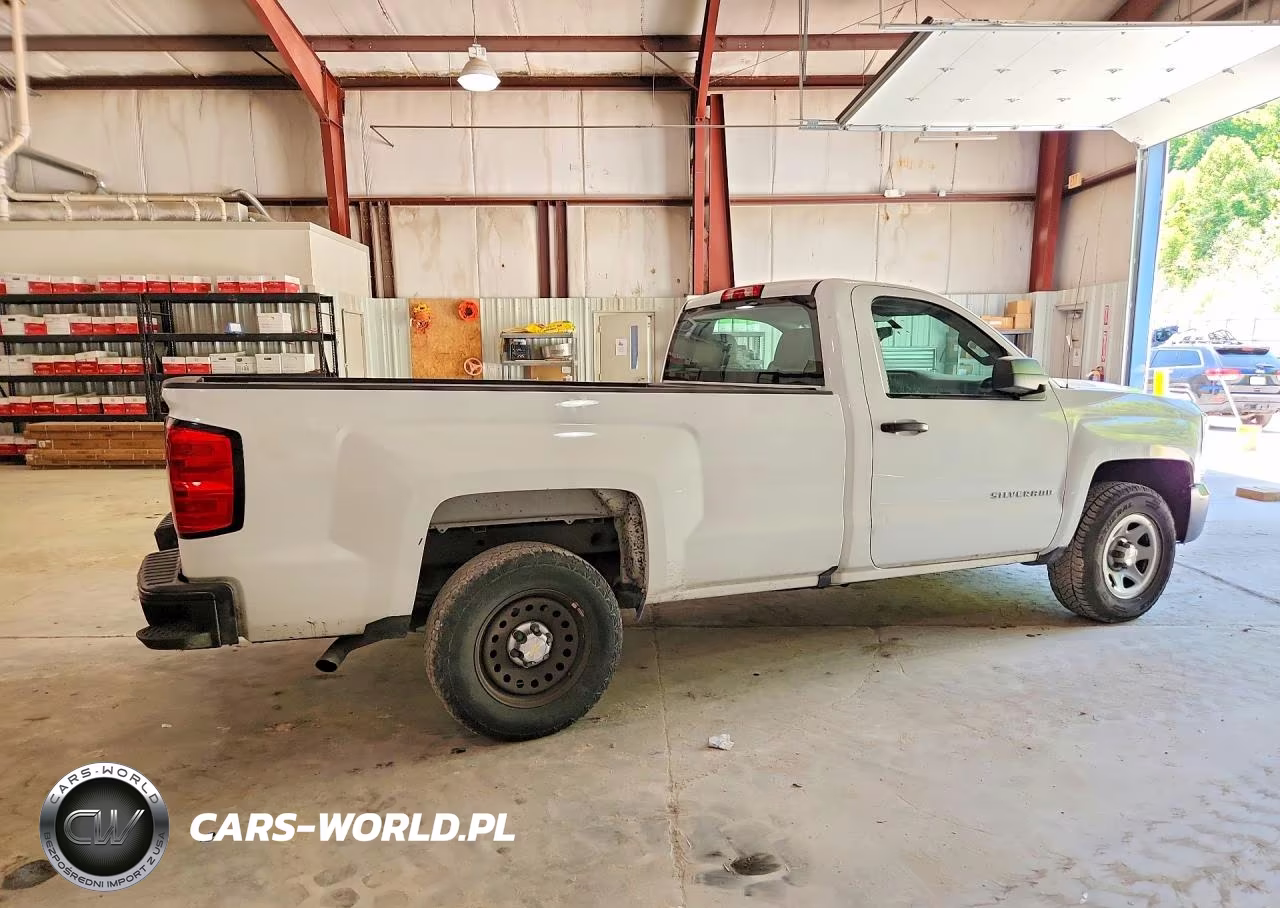 2018 Chevrolet Silverado C1500 VIN:1GCNCNEH7JZ259610 - 3