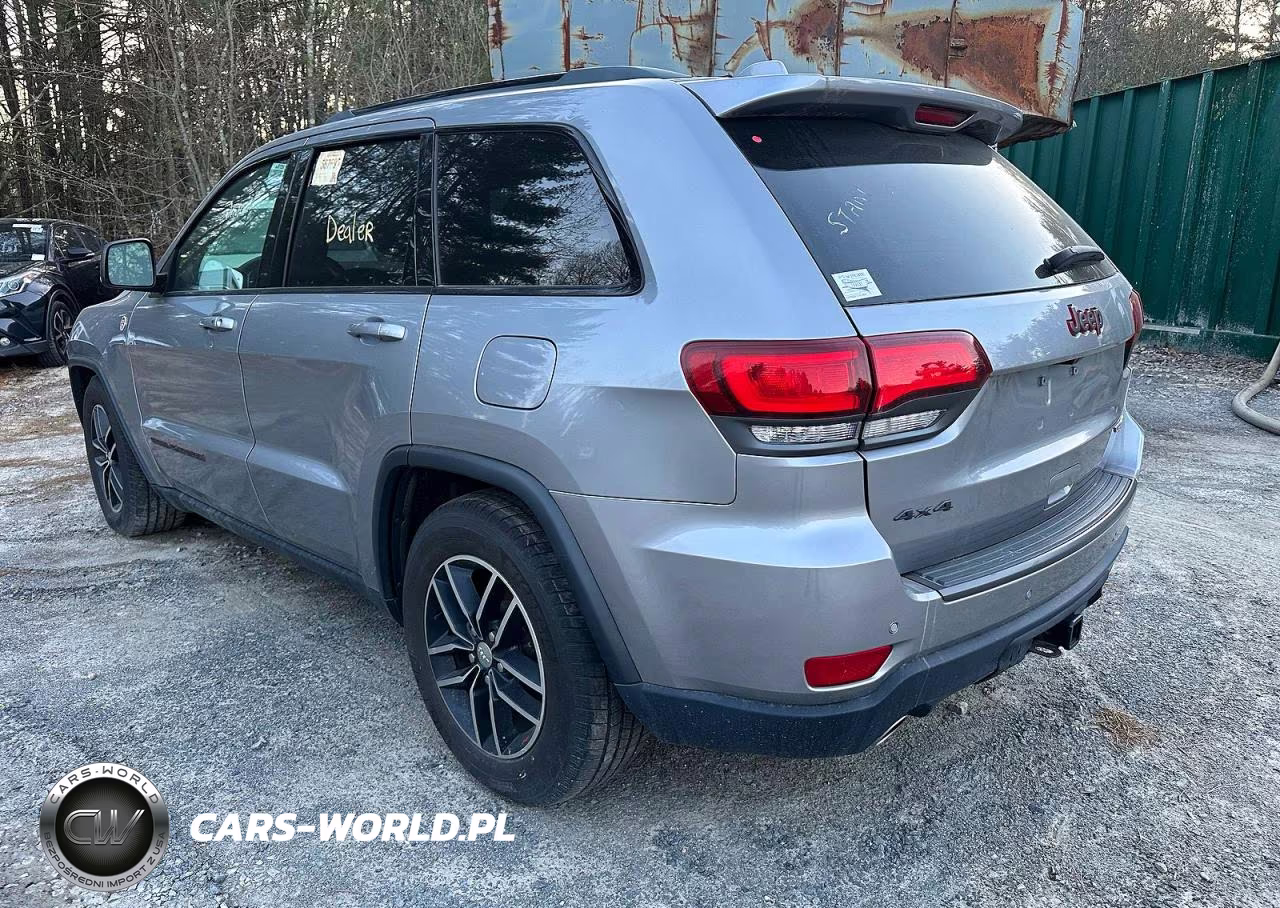 2018 Jeep Grand Cherokee Trailhawk VIN:1C4RJFLG4JC325220 - 3