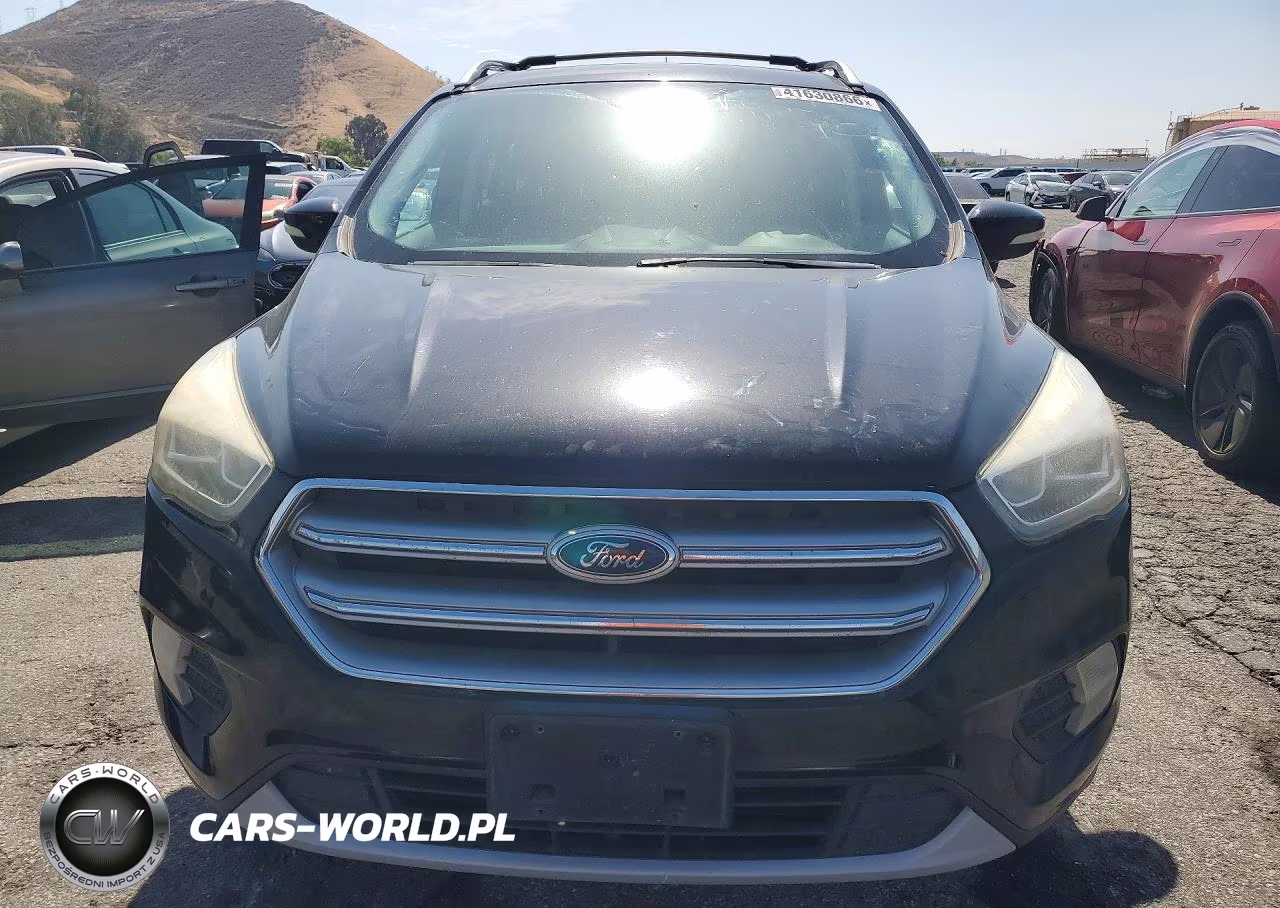 2017 Ford Escape Titanium VIN:1FMCU9JDXHUF04000 - 5
