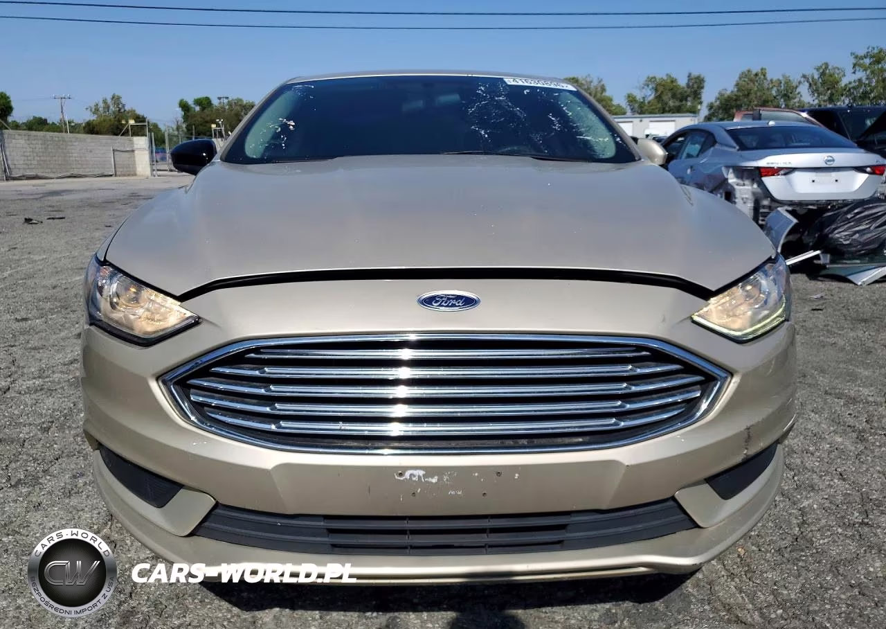 2017 Ford Fusion Se Hybrid VIN:3FA6P0LUXHR306838 - 5