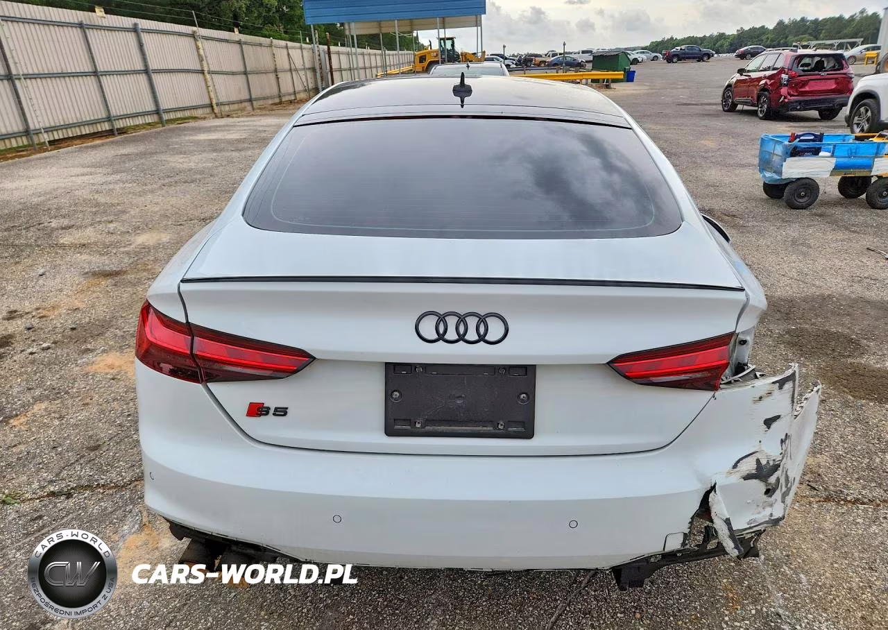 2022 Audi S5 Premium Plus VIN:WAUC4CF59NA014774 - 6