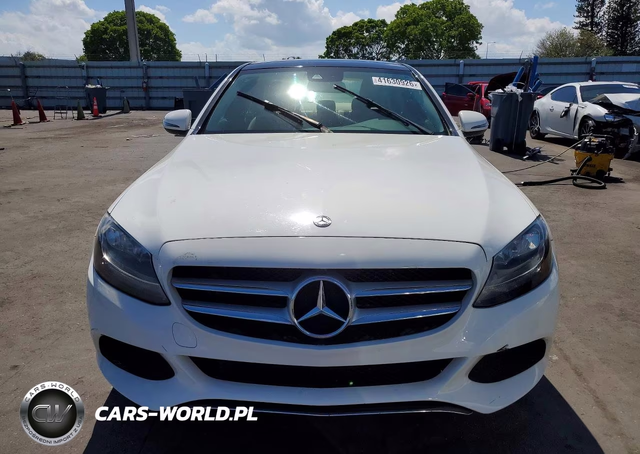 2017 Mercedes-Benz C 300 VIN:55SWF4JBXHU201125 - 5