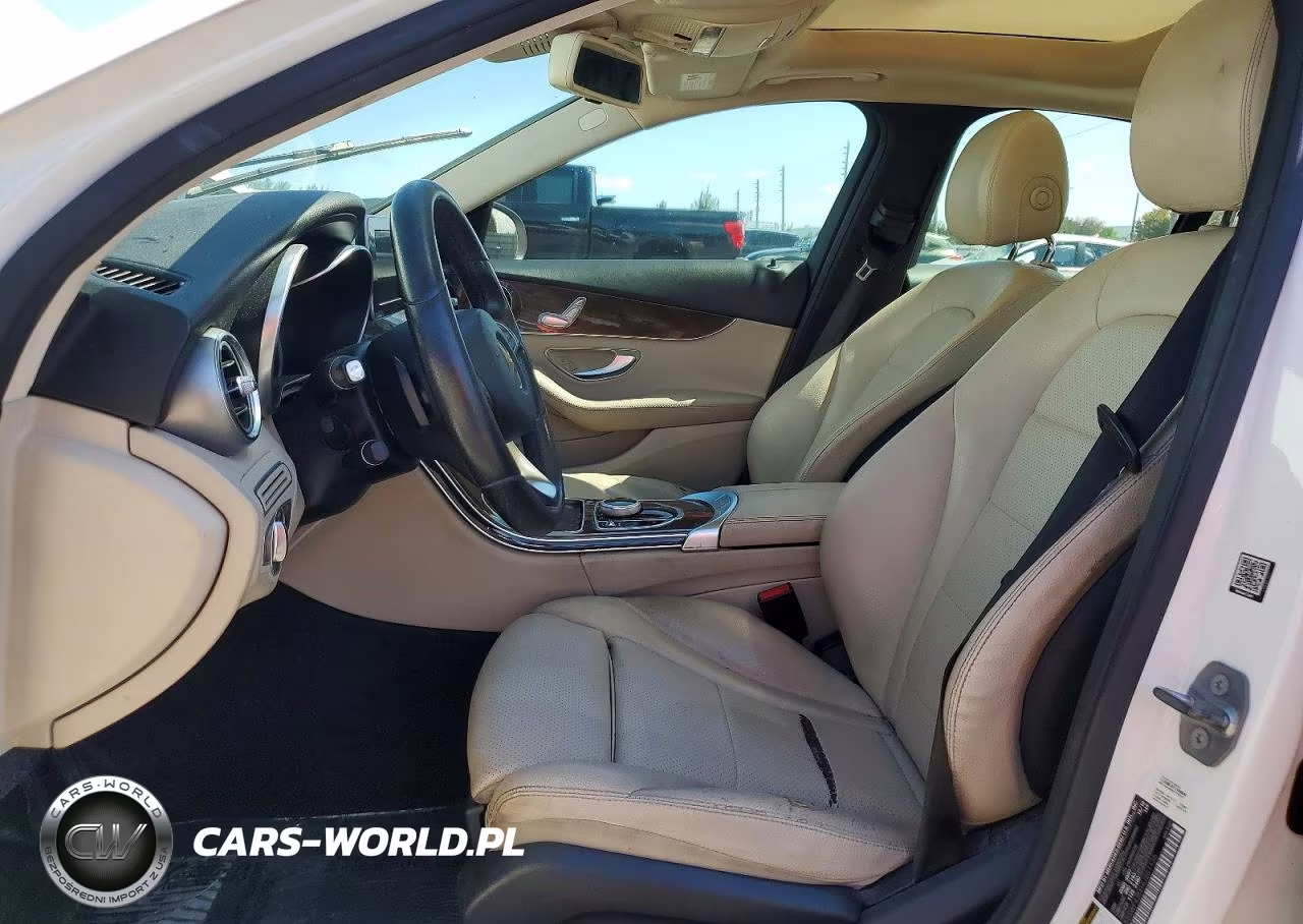 2017 Mercedes-Benz C 300 VIN:55SWF4JBXHU201125 - 7