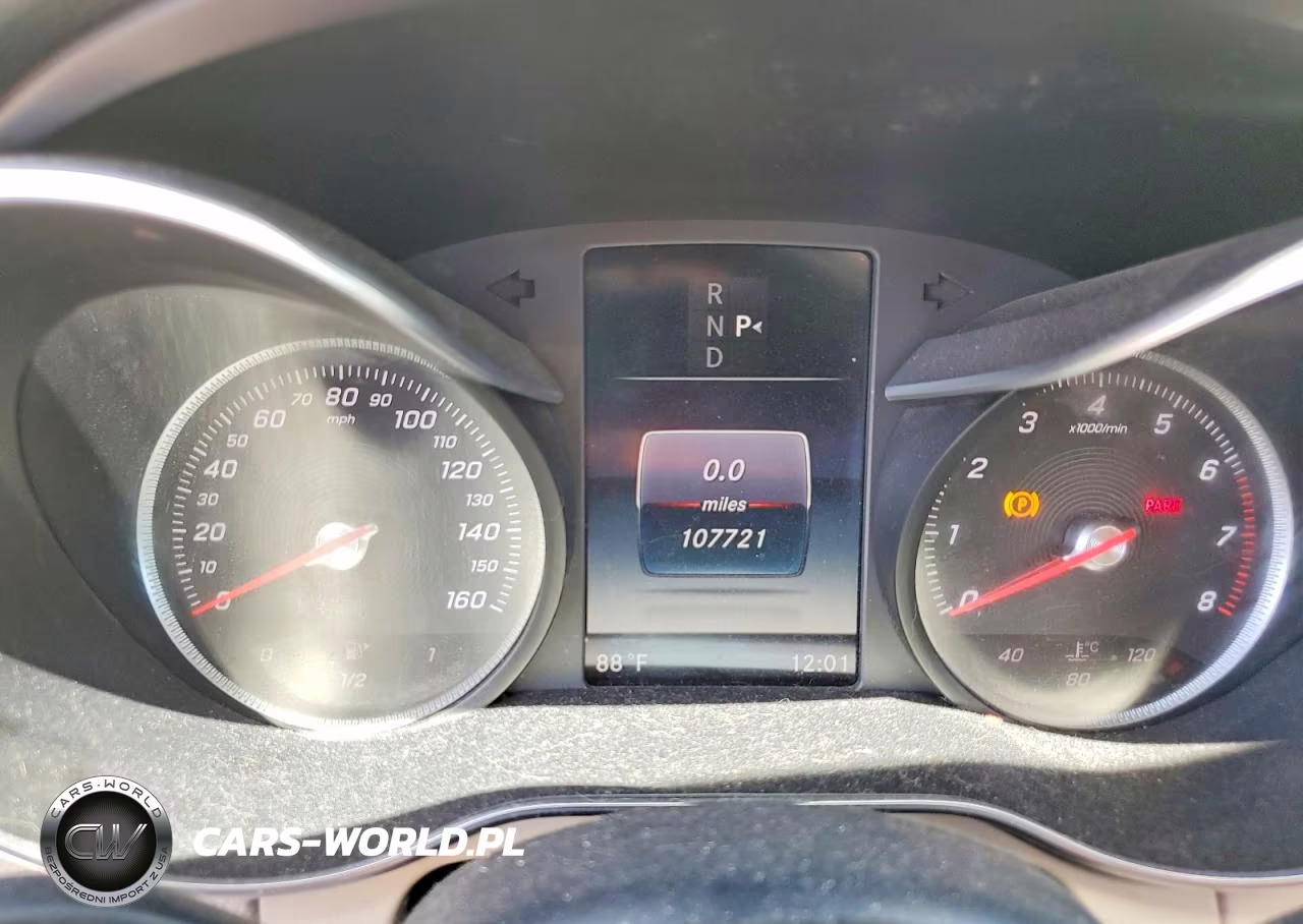 2017 Mercedes-Benz C 300 VIN:55SWF4JBXHU201125 - 9