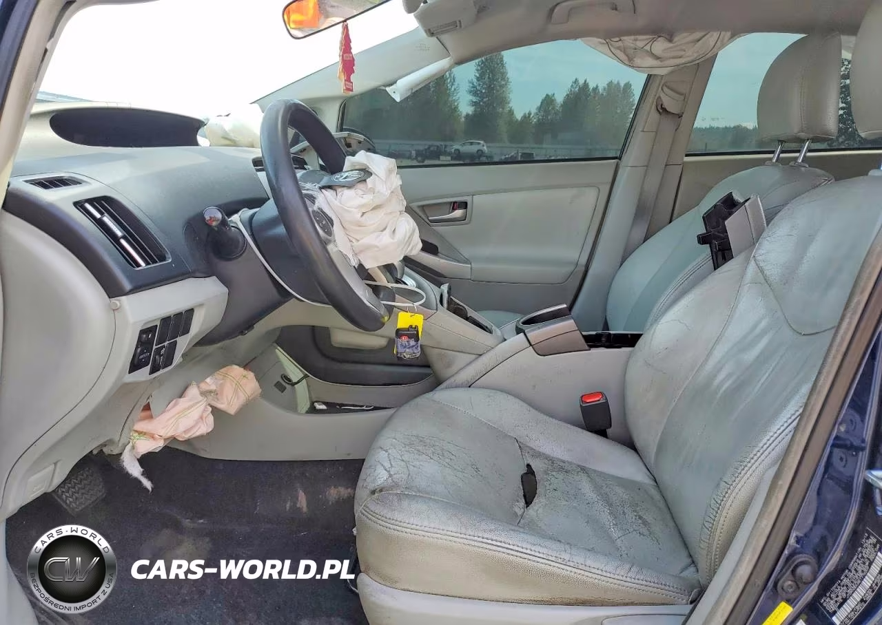 2014 Toyota Prius Three VIN:JTDKN3DUXE1776209 - 7