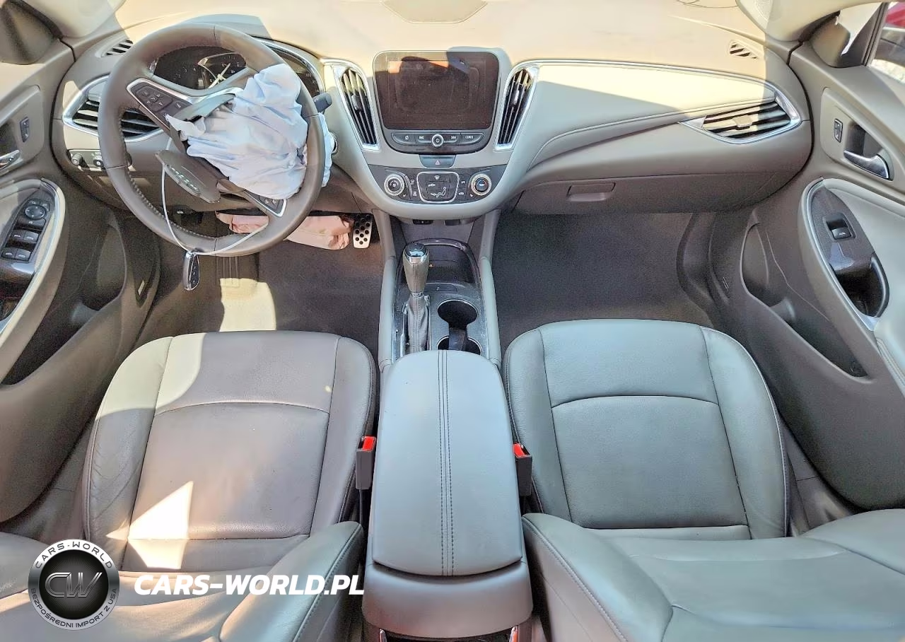 2017 Chevrolet Malibu Lt VIN:1G1ZE5ST0HF155257 - 8