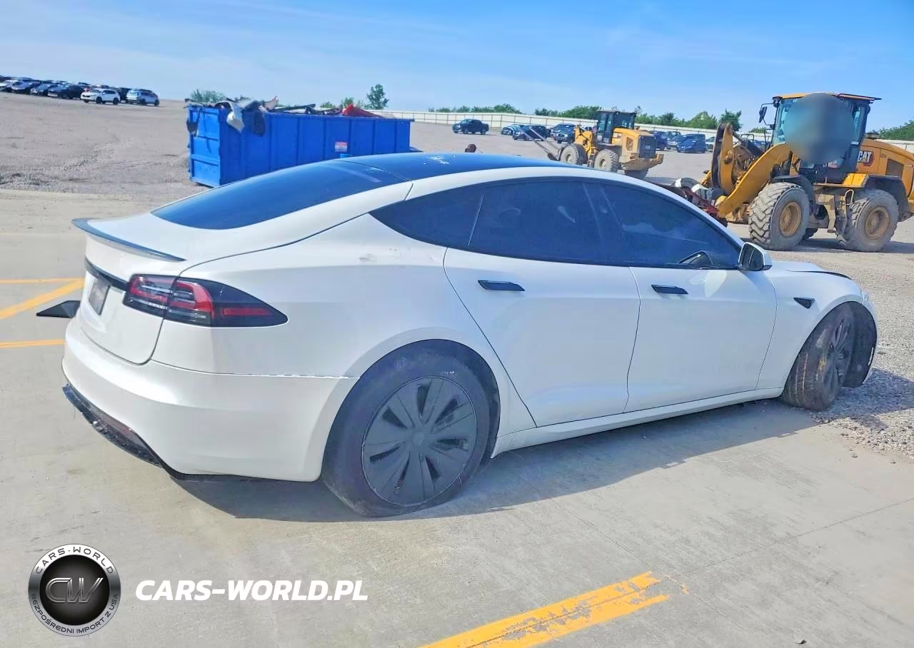 2025 Tesla Model S VIN:5YJSA1E51SF549887 - 3