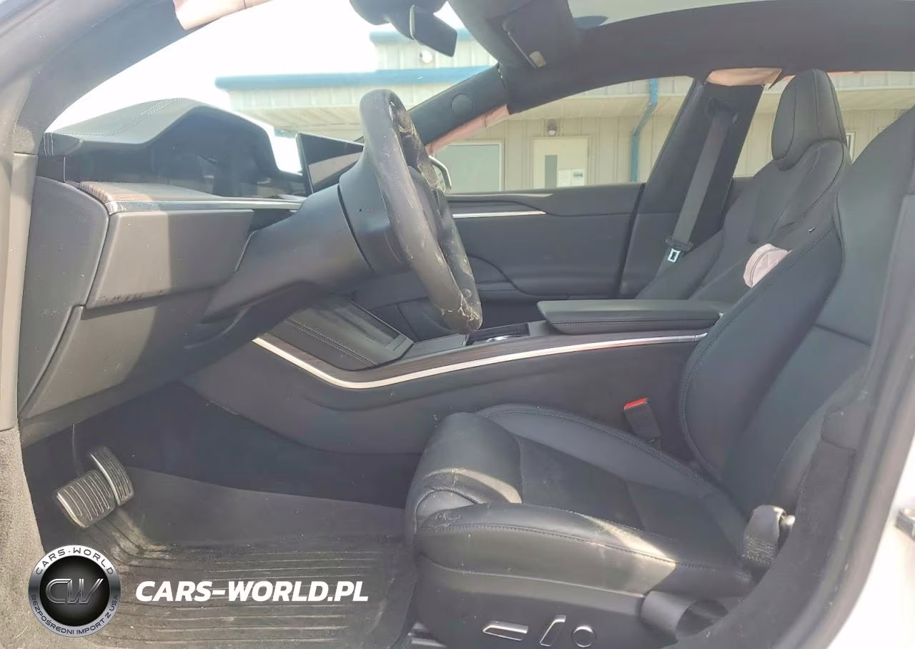 2025 Tesla Model S VIN:5YJSA1E51SF549887 - 7