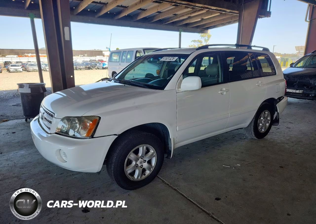 2001 Toyota Highlander Base