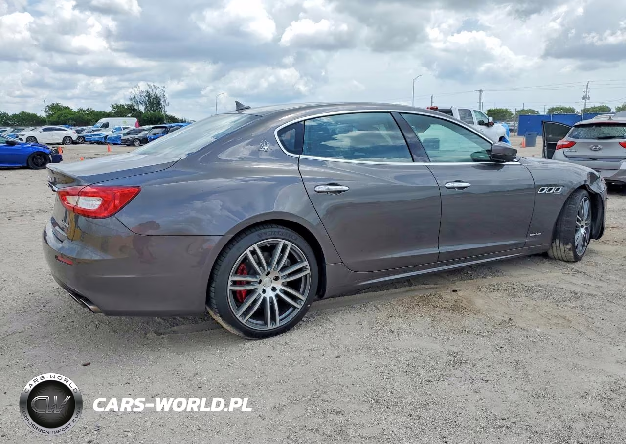 2018 Maserati Quattroporte S VIN:ZAM56YPL4J1281259 - 3